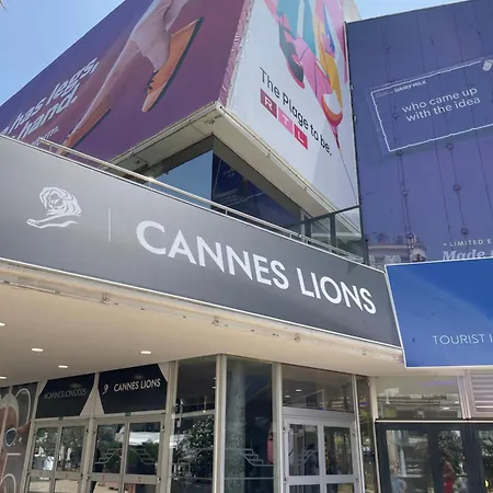 Appartement 2 Bed Swan House La Croisette Cannes